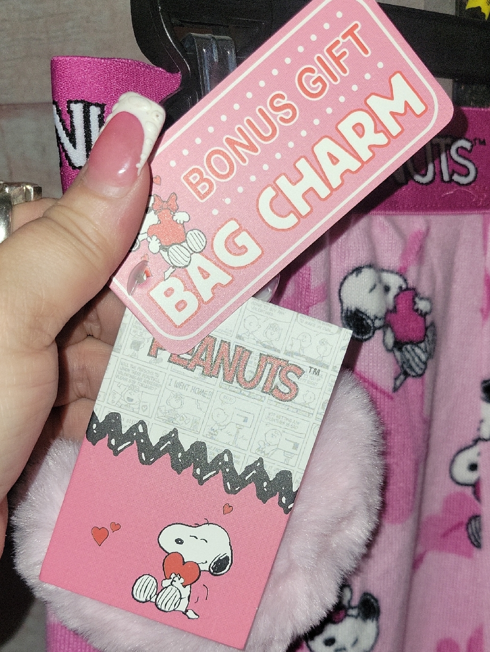 Peanuts Snoopy Love Pajama Bottoms - Picture 4 of 8